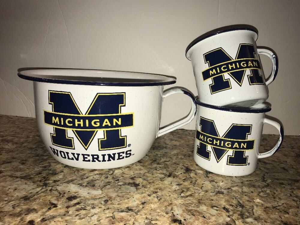 Vintage Michigan Wolverines Enamelware Set - Large Bowl & 2 Coffee Mugs